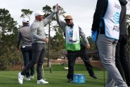 McIlroy a Lowry na úvod Pebble Beach trefili eso, jen ránu na lídra Henleyho ztrácí mizerně hrající Hovland